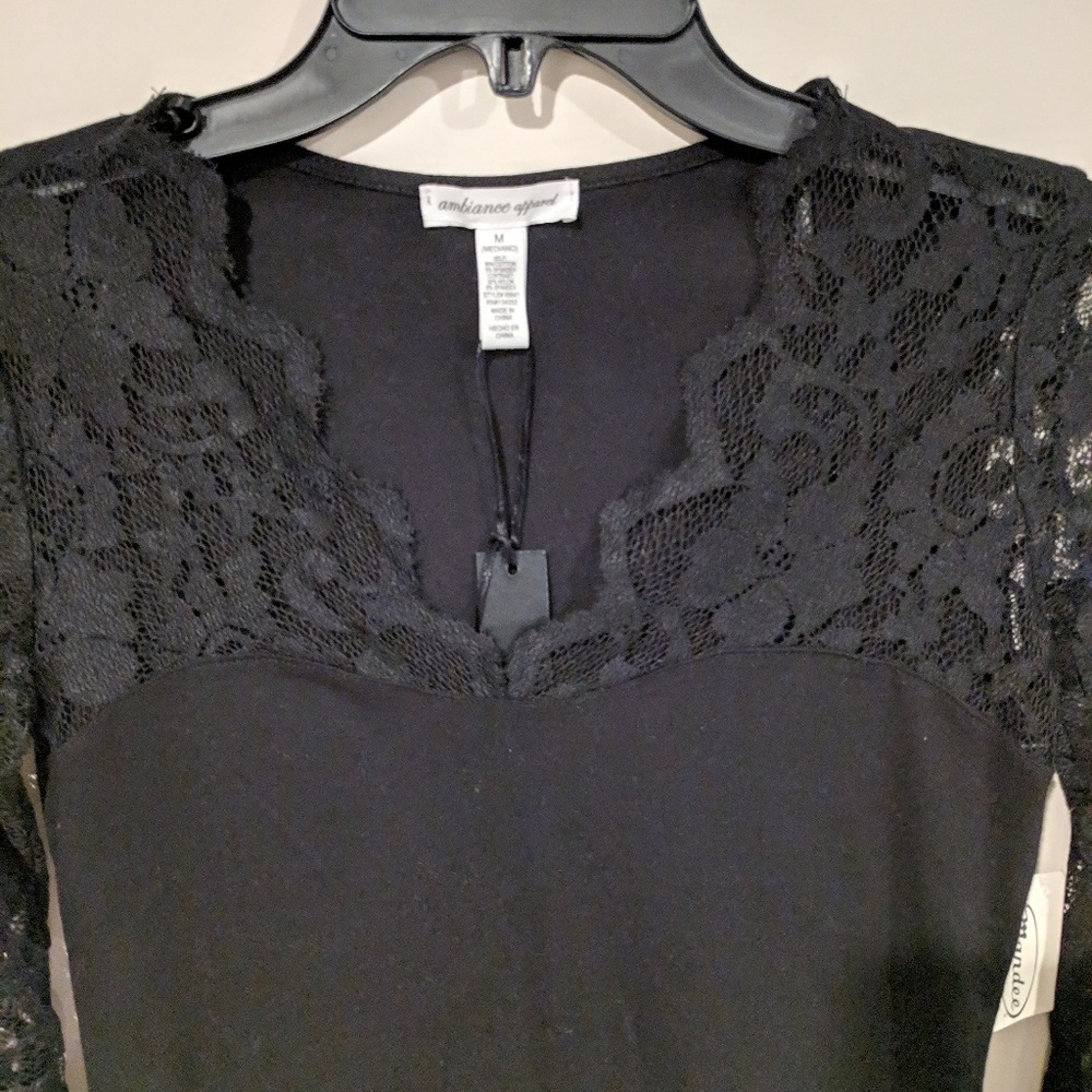 Black blouse for women - Picture 4 of 8